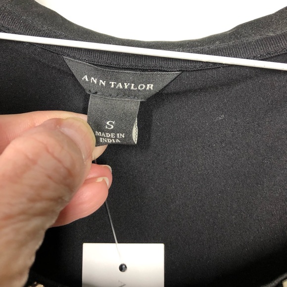 Ann Taylor Size Small Tank Top Black Sparkle Rhinestone Studded Loose Flowy NWT - Picture 3 of 4